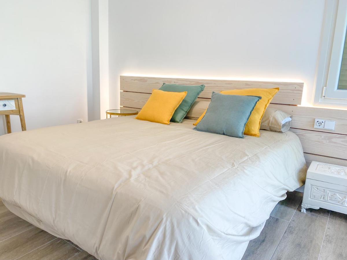 ¡A Estrenar! Piso De Diseno En Laredo Playa Apartman Kültér fotó